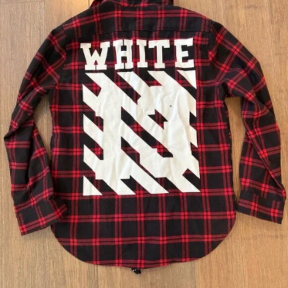 Off-White Red and Black Flannel Large - Picture 2 of 6